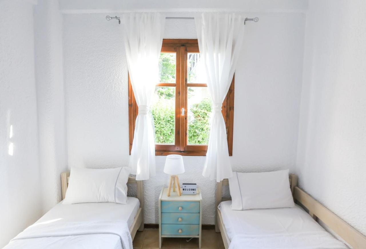 Beachfront Deluxe Apt. Pefkochori Luaran gambar